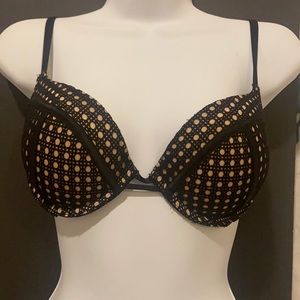 Black with tan background bra 32C